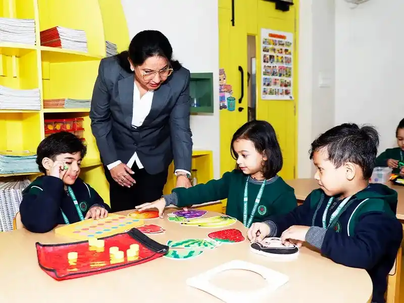 school in faridabad-Art and craft